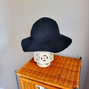 Aldo Black Felt Hat Sz M/L